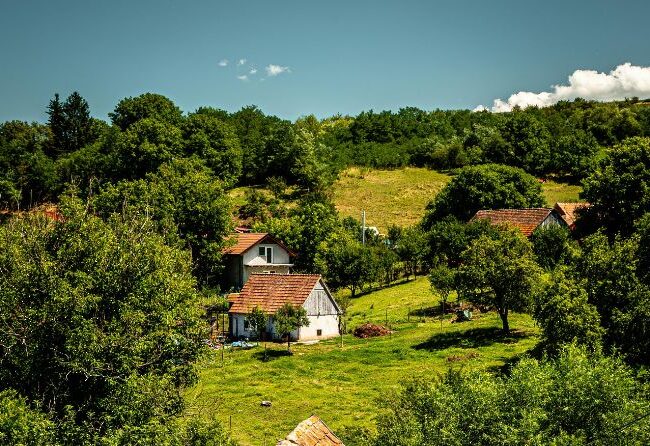 De ce merita sa investesti in turismul rural romanesc?